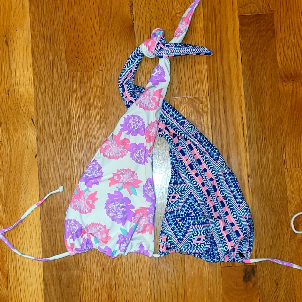 Tillys bikini top